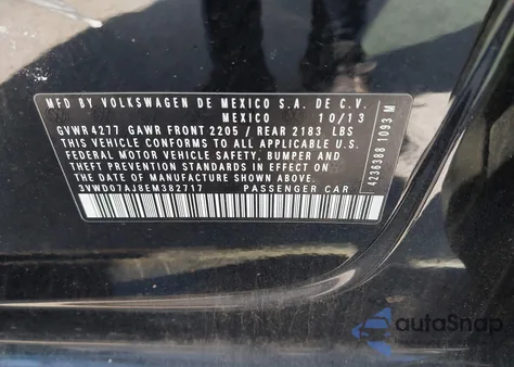 2014 Volkswagen Jetta 1.8T Se z USA, uszkodzony, nr VIN 3VWD07AJ8EM382717